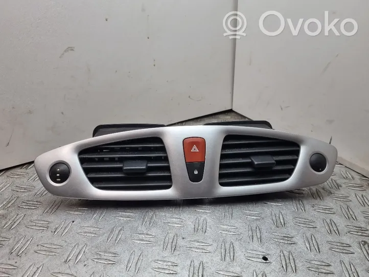 Renault Scenic III -  Grand scenic III Dash center air vent grill 682600031R