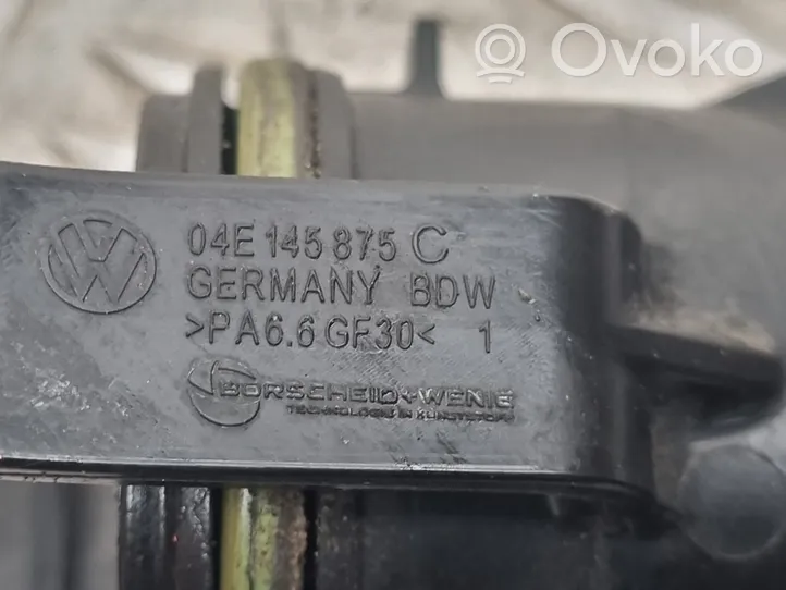 Volkswagen Golf VII Wąż / Rura intercoolera 04E145875C
