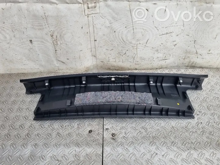 Volkswagen Golf VII Takaoven kynnyksen suojalista 5G6863459F