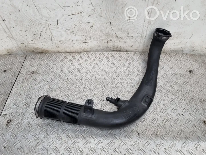 Volvo C70 Tube d'admission de tuyau de refroidisseur intermédiaire 30741210