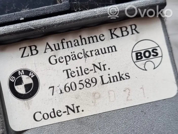 BMW X3 E83 Podpora mocowania półki bagażnika 7160589