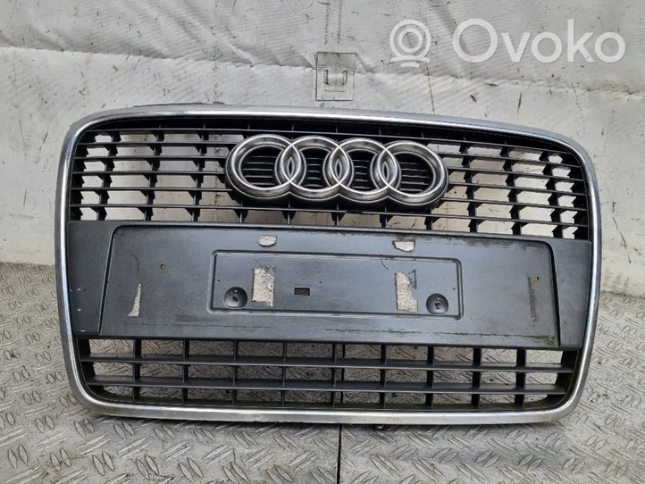 Audi A4 S4 B7 8E 8H Front bumper upper radiator grill 8E0853651Q