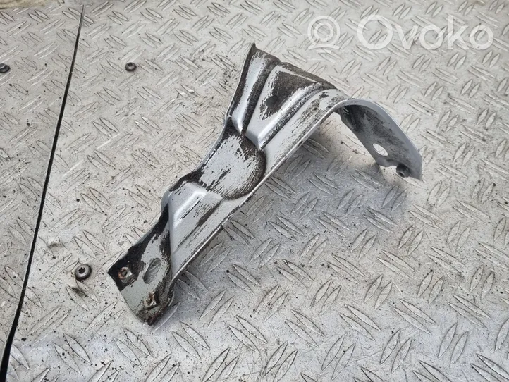 Volkswagen PASSAT CC Supporto di montaggio del parafango 3C8821142