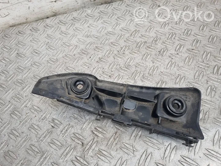 Mercedes-Benz A W176 Uchwyt / Mocowanie zderzaka tylnego A1768850265