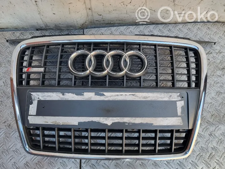 Audi A3 S3 A3 Sportback 8P Maskownica / Grill / Atrapa górna chłodnicy 8P4853651A