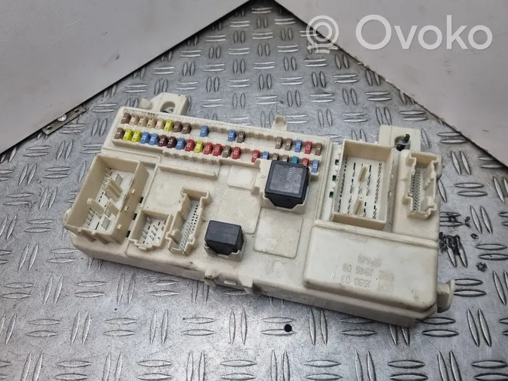 Volvo C70 Module de fusibles 30765471