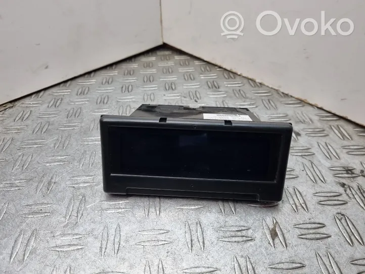 Volvo C70 Экран/ дисплей / маленький экран 30797720