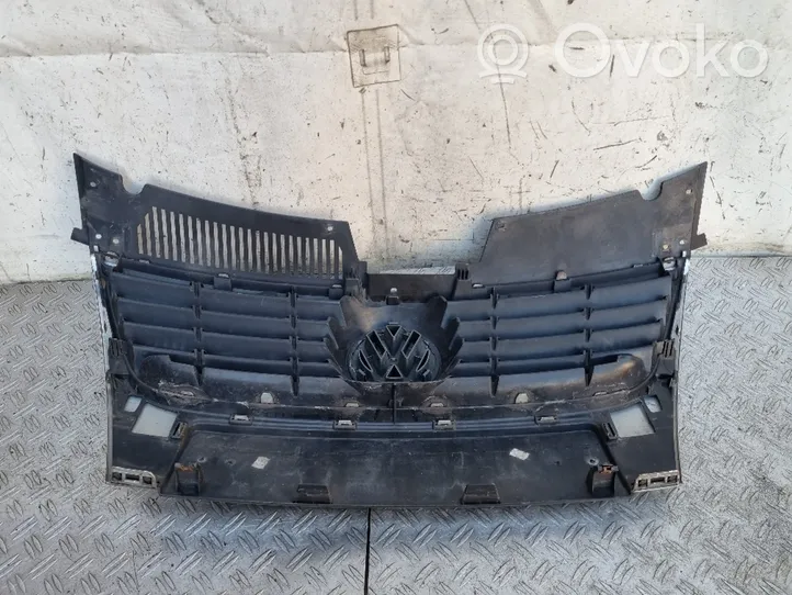 Volkswagen PASSAT B6 Front bumper upper radiator grill 3C0853651B