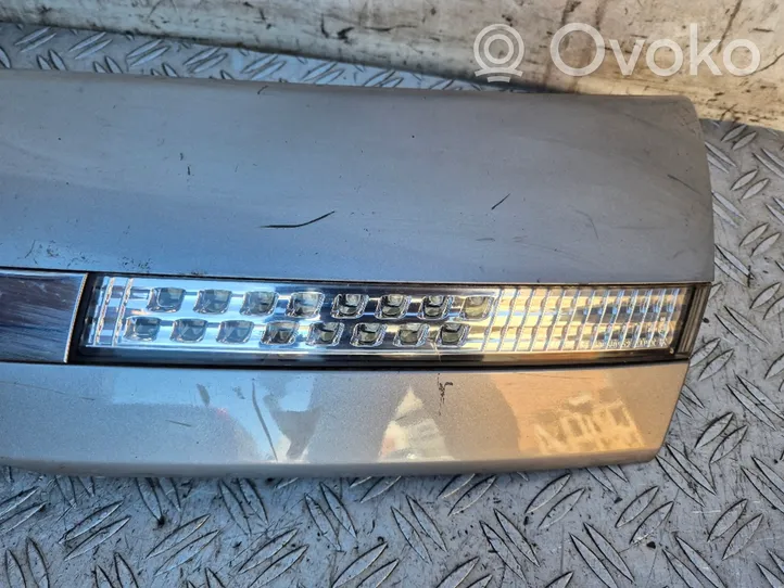 Subaru Outback Barra luminosa targa del portellone del bagagliaio 91711AG040