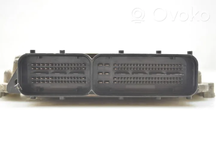 KIA Ceed Sterownik / Moduł ECU 391132A560