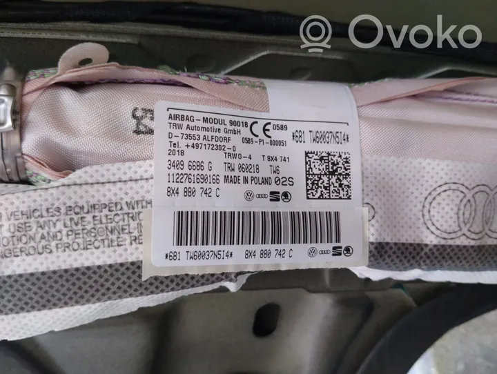 Audi A1 Kurtyna airbag 8X4880742C