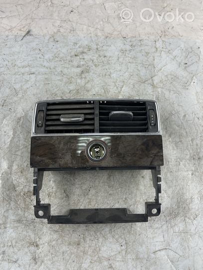 Audi A8 S8 D3 4E Griglia di ventilazione posteriore 4E0863321C