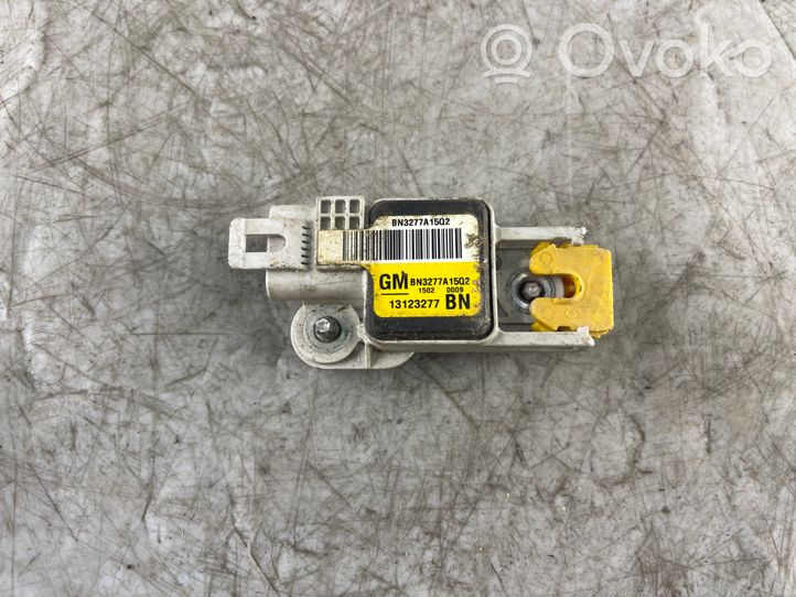 Opel Vectra C Airbag deployment crash/impact sensor 13123277