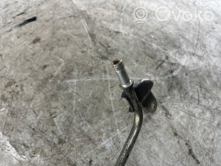 Opel Astra H Tuyau d'alimentation conduite de carburant 