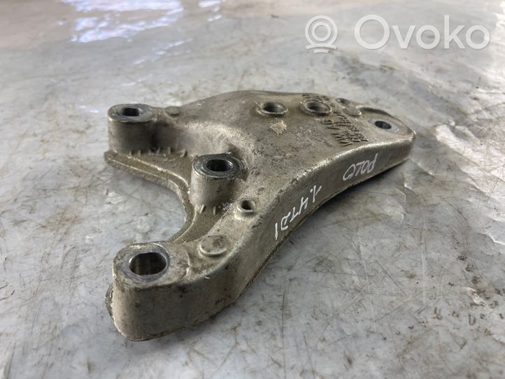 Volkswagen Polo IV 9N3 Support, suspension du moteur 6Q0199185