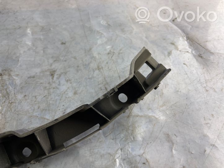 Audi A2 Support de pare-chocs arrière 8Z0853863