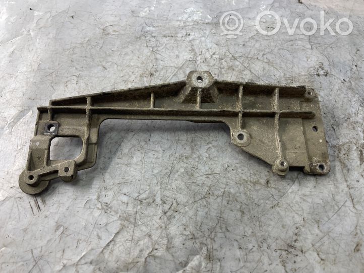 Jeep Patriot Support refroidisseur de vanne EGR 03G131159