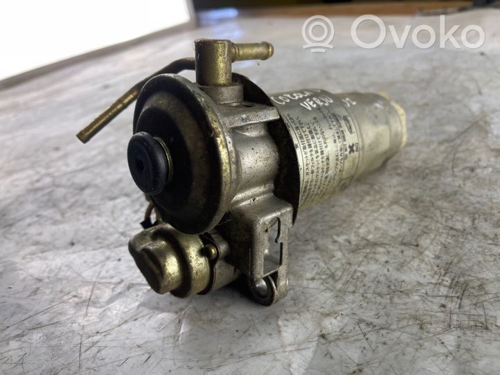 Toyota Corolla Verso E121 Boîtier de filtre à carburant 2339064450