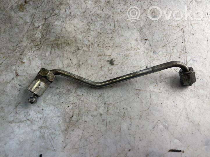 Toyota Corolla Verso AR10 Tuyau d'alimentation d'injecteur de carburant 