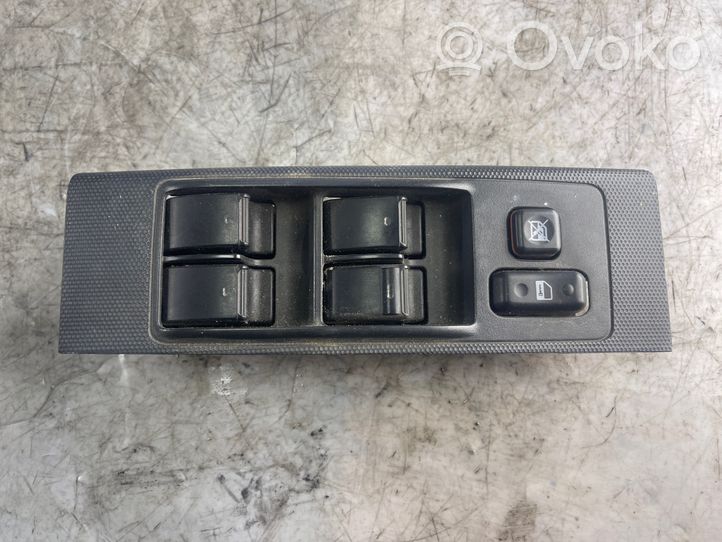 Toyota Corolla Verso E121 Interrupteur commade lève-vitre 848200f010