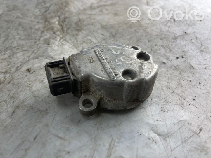 Volkswagen PASSAT B5 Czujnik pozycji wału rozrządu 058905161b