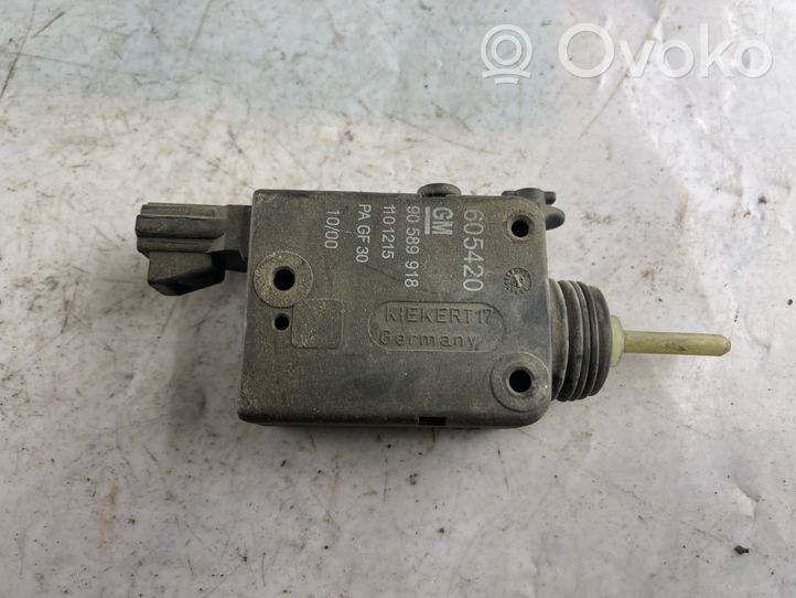 Opel Zafira A Fuel tank cap lock motor 90589918