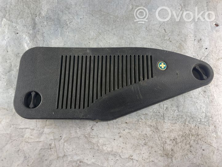 Opel Zafira A Trunk/boot trim cover 90580309