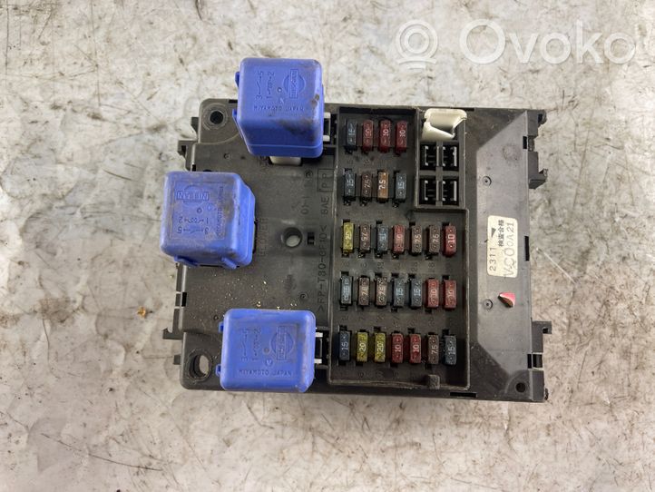 Nissan Patrol Y61 Module de fusibles Vc00a21