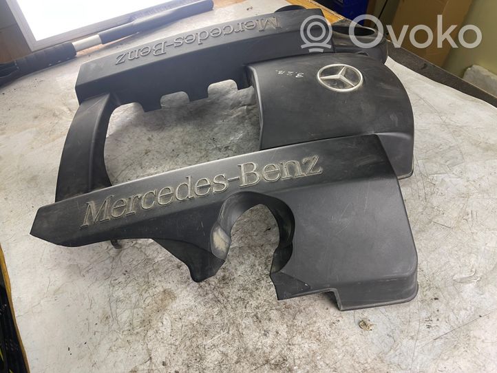 Mercedes-Benz E W210 Couvercle cache moteur A1120100167