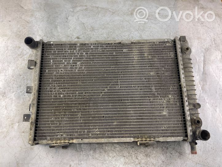 Mercedes-Benz E W124 Coolant radiator 217235218236