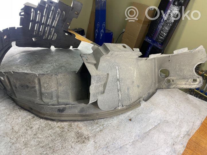 Mercedes-Benz E W210 Rivestimento paraspruzzi passaruota anteriore A2106989530