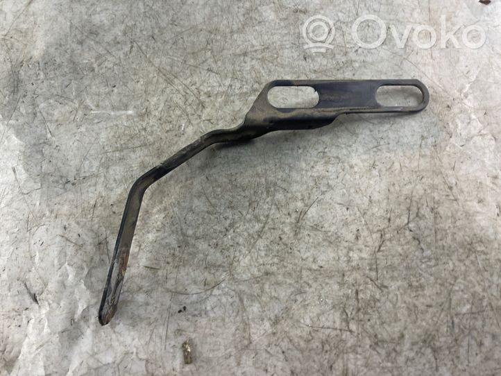 Mercedes-Benz S W221 Staffa/supporto di montaggio della marmitta A2214921341