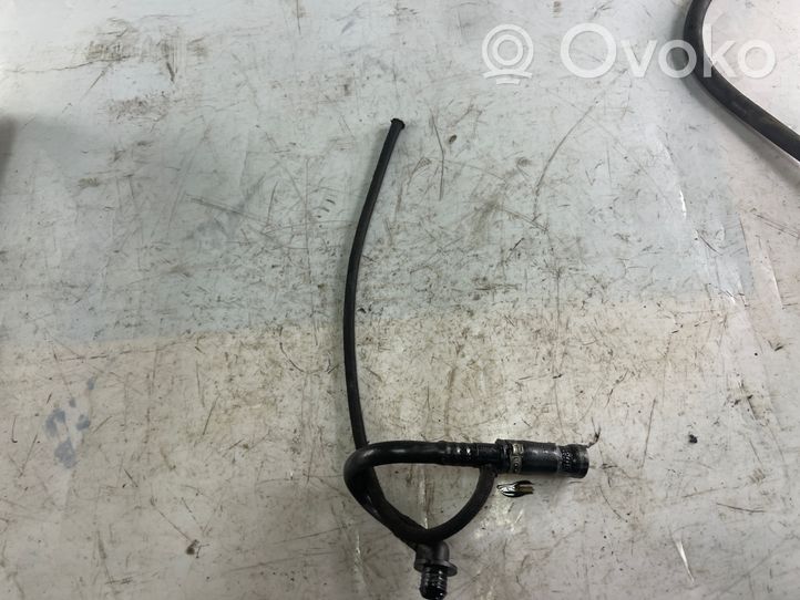 Volkswagen PASSAT B5.5 Vacuum line/pipe/hose 3b0611931e