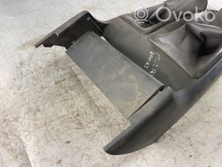 Mitsubishi Pajero Sport I Rivestimento in pelle/manopola della leva del cambio Mr471883