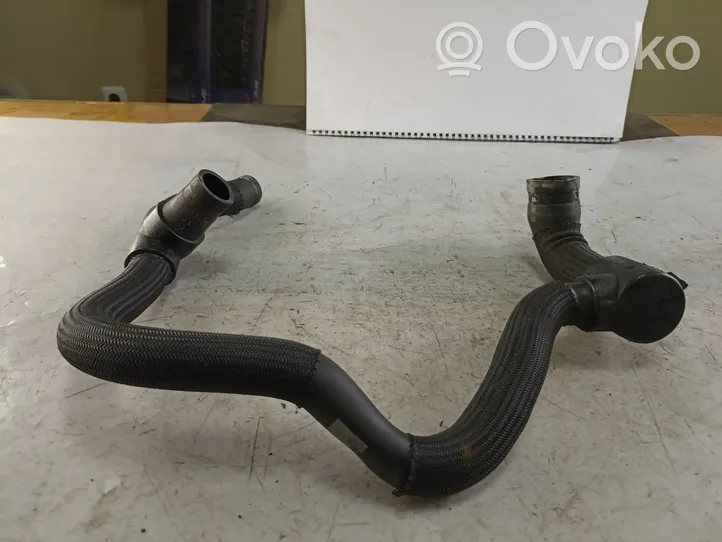 Suzuki Grand Vitara I Engine coolant pipe/hose 