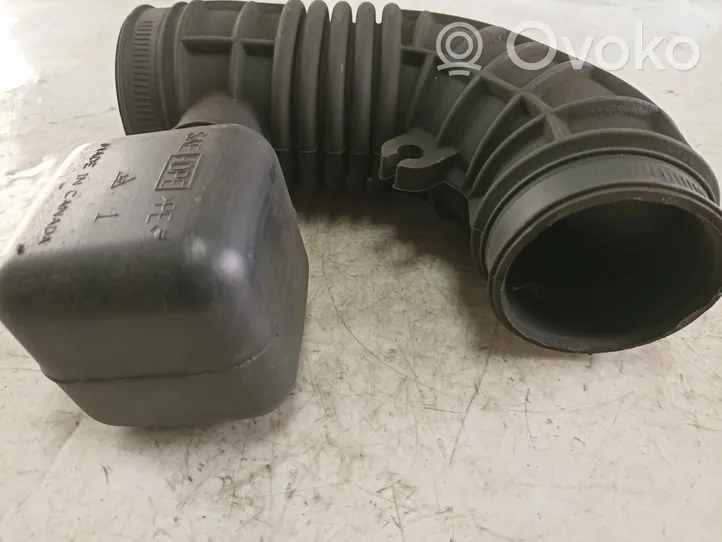 Suzuki Grand Vitara I Air intake hose/pipe 65DR02