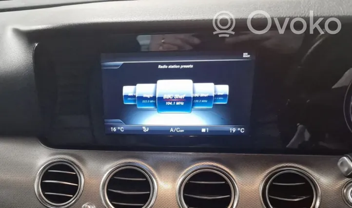 Mercedes-Benz E W213 Monitori/näyttö/pieni näyttö 10R048709