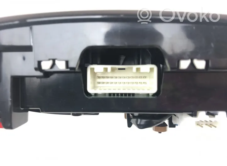 Lexus ES 300h Illuminazione sedili anteriori 1015460101