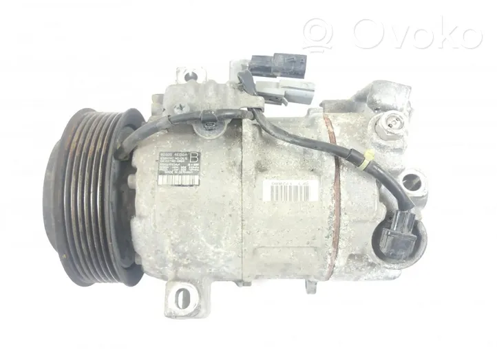 Renault Kadjar Ilmastointilaitteen kompressorin pumppu (A/C) 4471606893