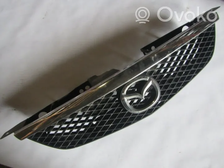 Mazda 323 F Grille de calandre avant 