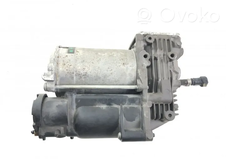 BMW X5 E70 Ilmajousituksen kompressoripumppu 6859714