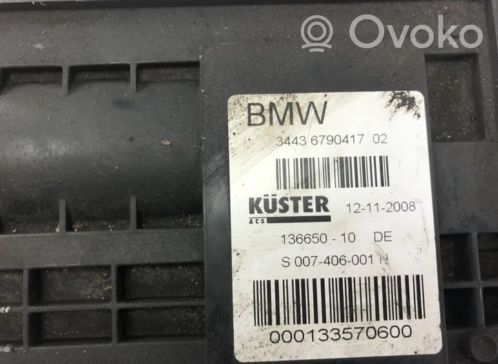 BMW 7 F01 F02 F03 F04 Käsijarru pysäköintijarrun moottori 13665010