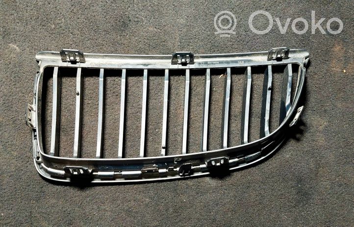 BMW 3 E90 E91 Maskownica / Grill / Atrapa górna chłodnicy 