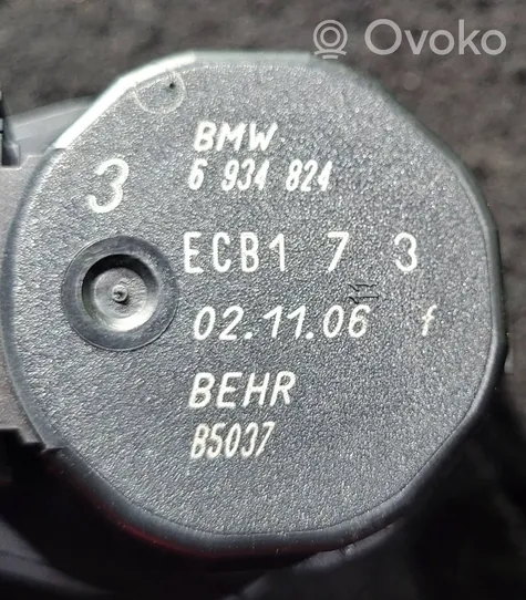 BMW X3 E83 Oro sklendės varikliukas 6934824