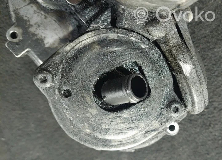 Audi A6 S6 C5 4B Halterung Ölfilter / Ölkühler 059115405E