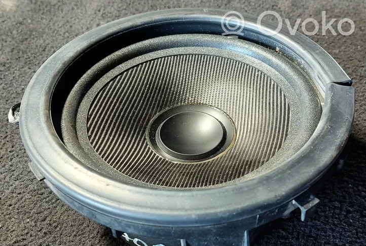 Volvo V70 Front door speaker 5320010045