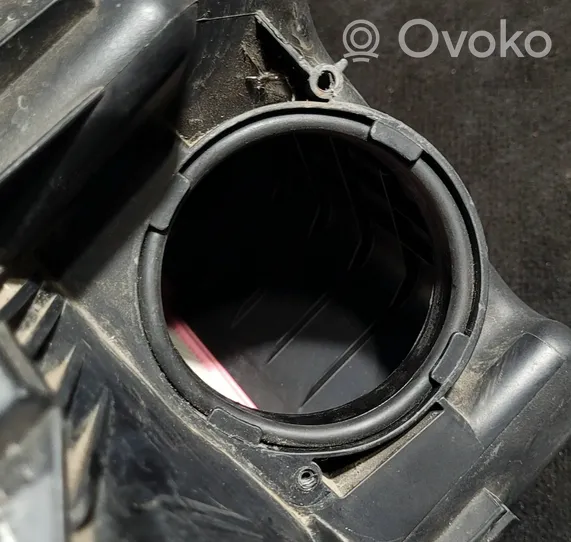 Volvo V70 Boîtier de filtre à air 8649673