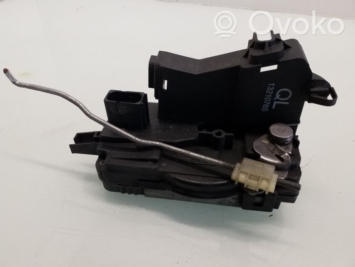 Opel Signum Cerradura de puerta delantera 13210765