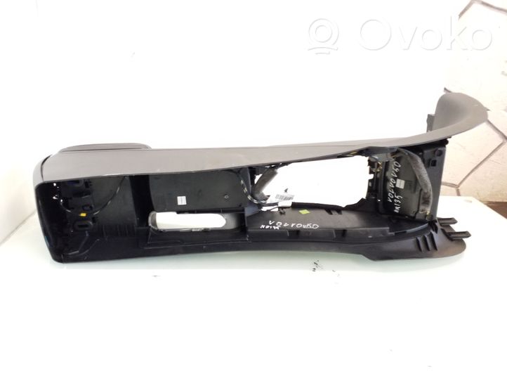 Volvo V50 Console centrale 8687408