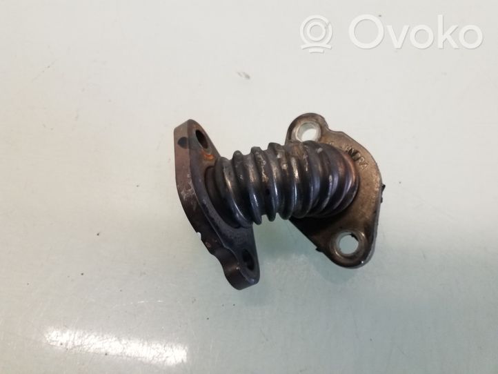 Mercedes-Benz R W251 EGR-linjan letku 6421400308